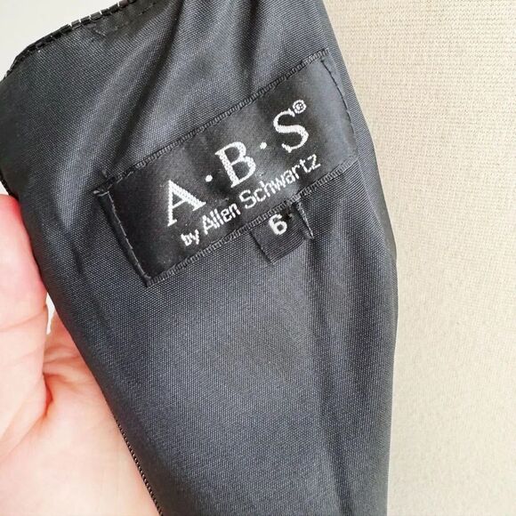 VINTAGE Black Trumpet Maxi Beaded Formal Dress Size 6 - Picture 7 of 8